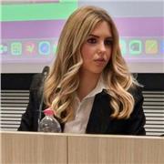 Insegnante di spagnolo per qualsiasi tipologia di studente. Apprendimento della lingua a livello scolastico (medie e superiori) o a livello aziendale